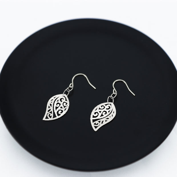 Classic Leaf Earrings