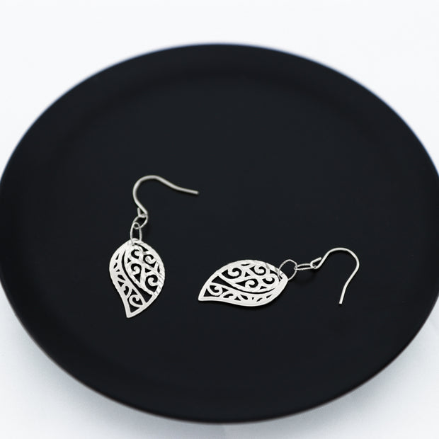 Classic Leaf Earrings