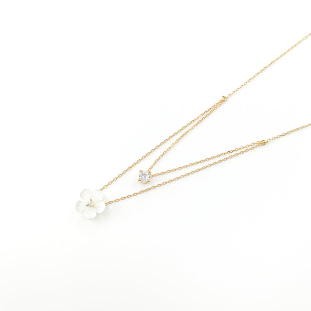 White Flower Necklace