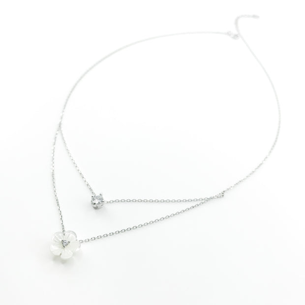 White Flower Necklace